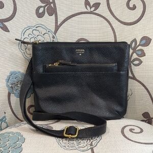 Fossil Black Leather Pebbled Crossbody with Gold Hardware